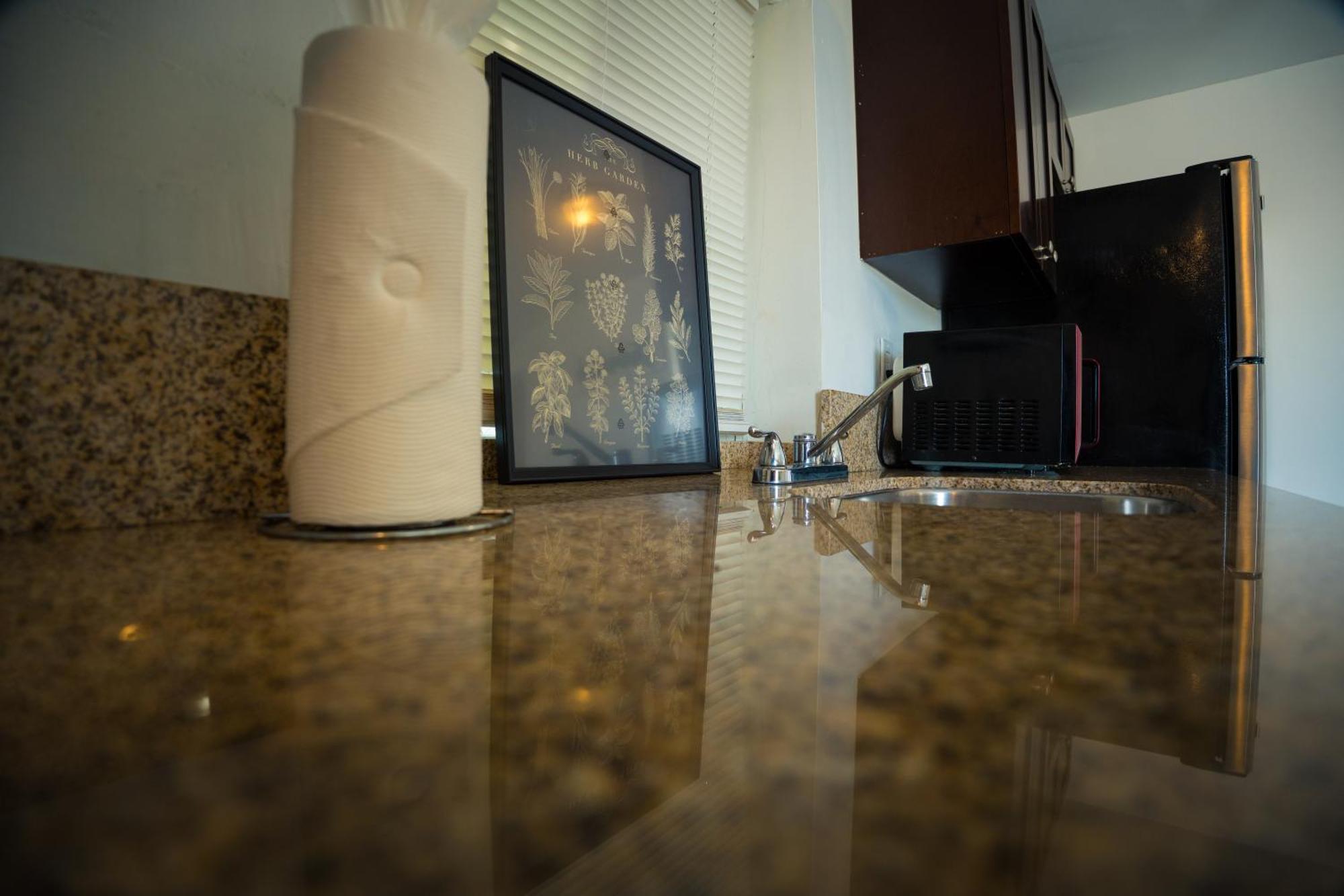 Cozy Private Apts In Hollywood By Hard Rock Casino! ภายนอก รูปภาพ