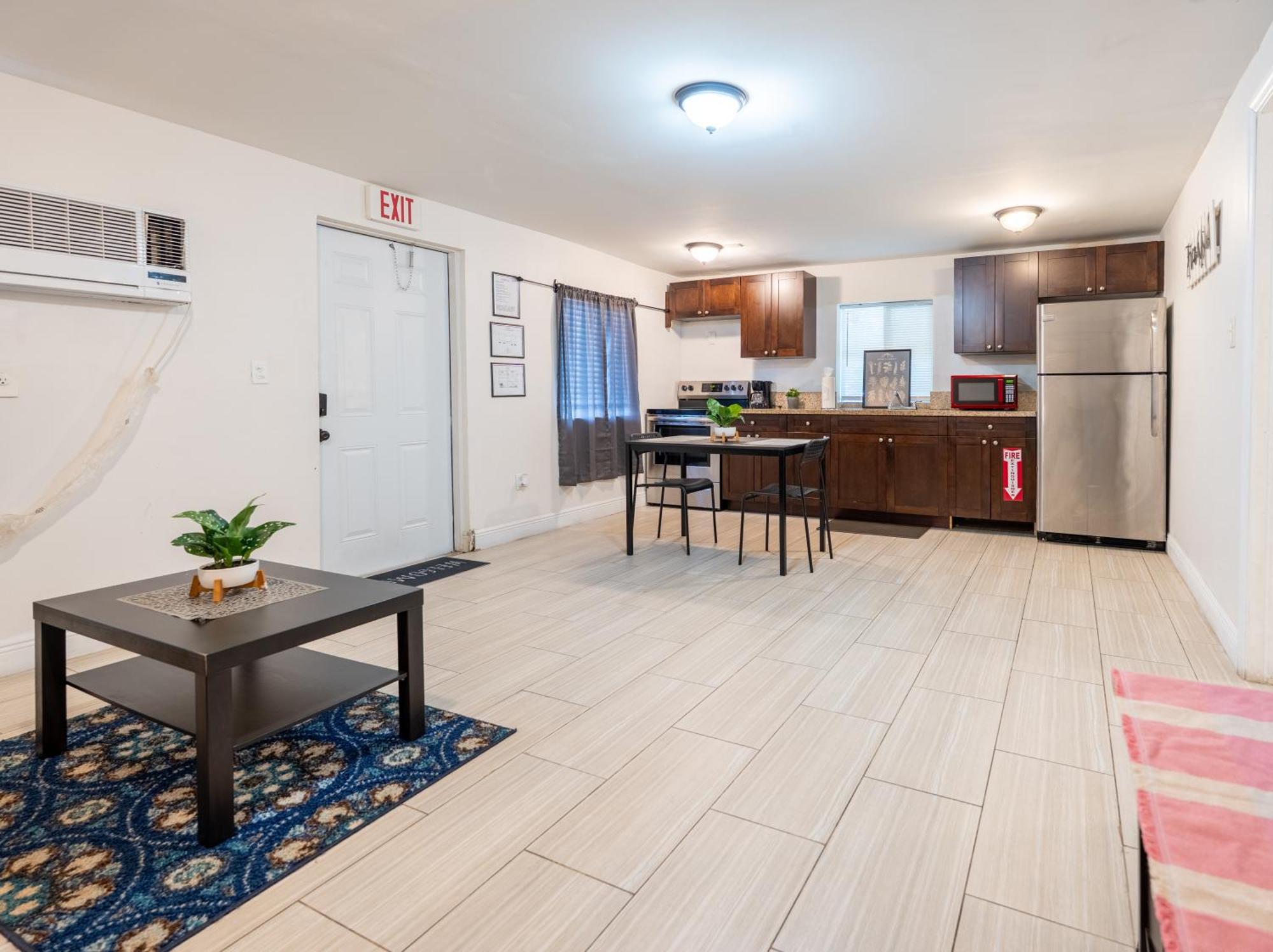 Cozy Private Apts In Hollywood By Hard Rock Casino! ภายนอก รูปภาพ